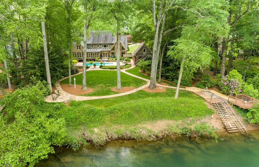 1766 Brandon Hall Drive, Sandy Springs, Georgia 30350, 5 Bedrooms Bedrooms, ,4 BathroomsBathrooms,Residential,Sold,1766 Brandon Hall Drive,6721665