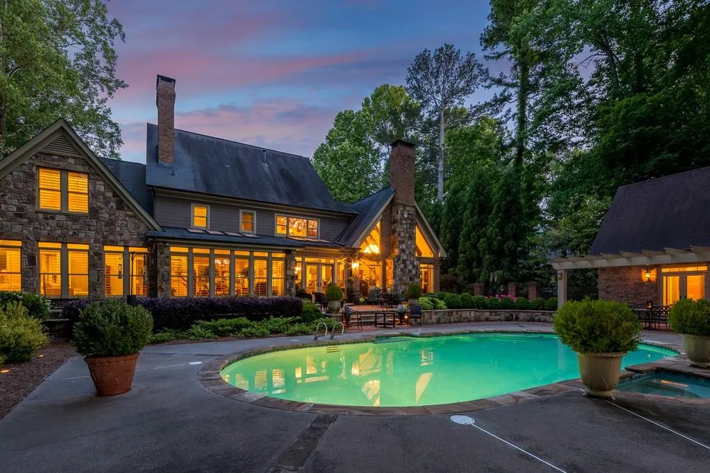 1766 Brandon Hall Drive, Sandy Springs, Georgia 30350, 5 Bedrooms Bedrooms, ,4 BathroomsBathrooms,Residential,Sold,1766 Brandon Hall Drive,6721665