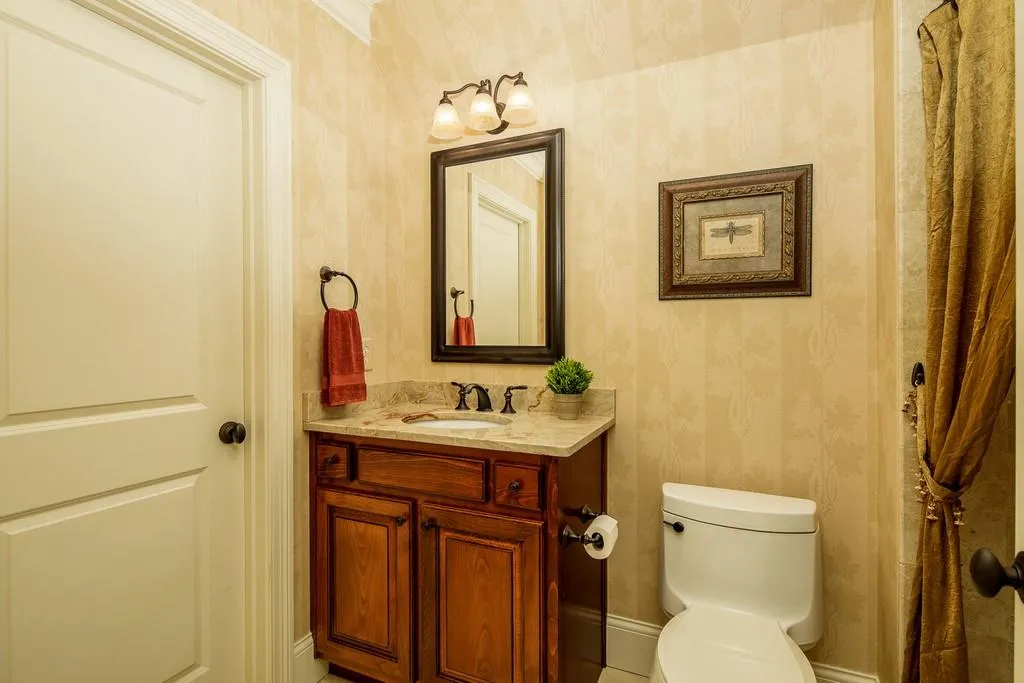 1766 Brandon Hall Drive, Sandy Springs, Georgia 30350, 5 Bedrooms Bedrooms, ,4 BathroomsBathrooms,Residential,Sold,1766 Brandon Hall Drive,6721665