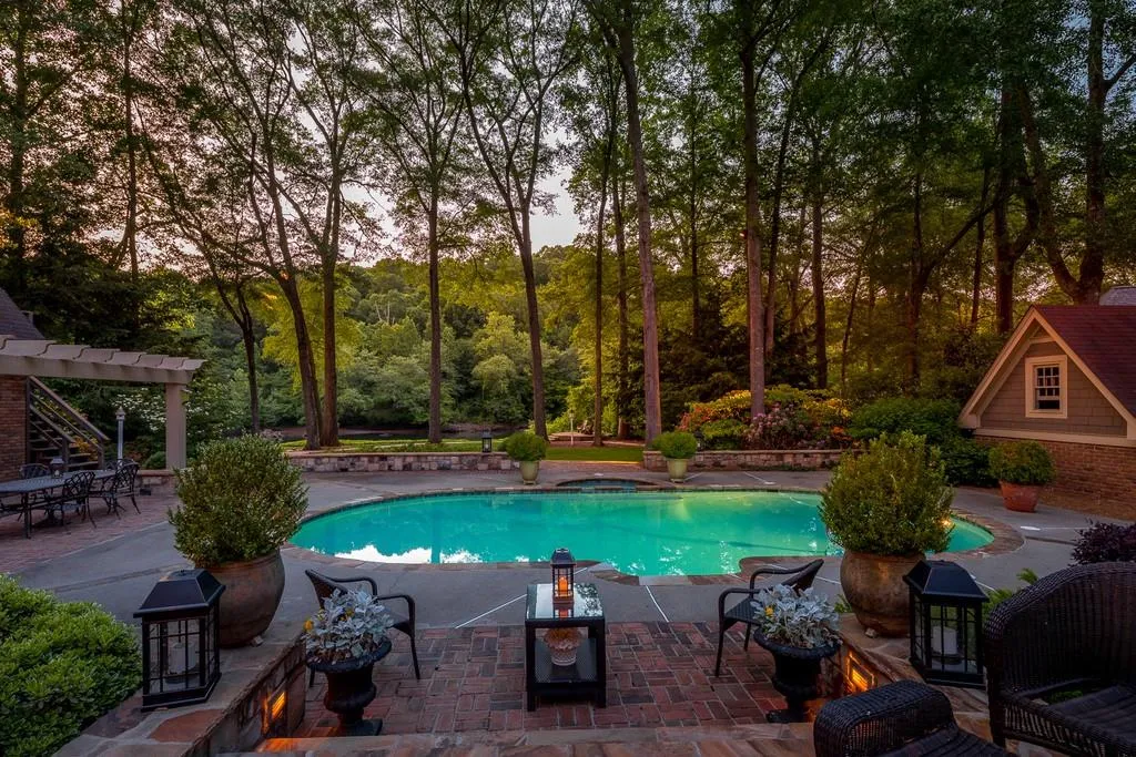 1766 Brandon Hall Drive, Sandy Springs, Georgia 30350, 5 Bedrooms Bedrooms, ,4 BathroomsBathrooms,Residential,Sold,1766 Brandon Hall Drive,6721665