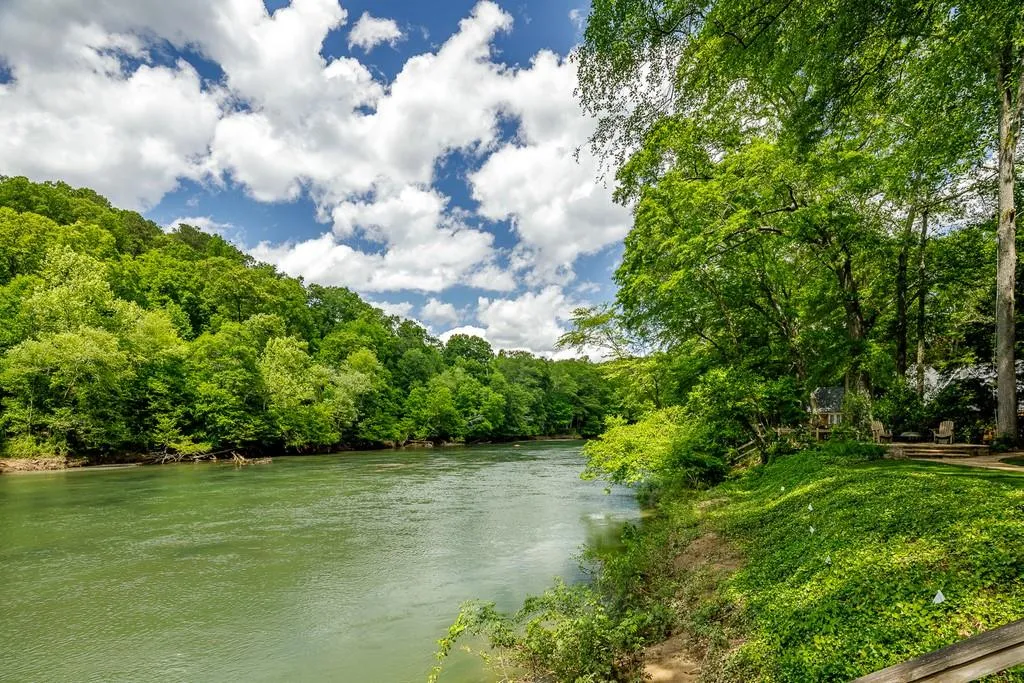 1766 Brandon Hall Drive, Sandy Springs, Georgia 30350, 5 Bedrooms Bedrooms, ,4 BathroomsBathrooms,Residential,Sold,1766 Brandon Hall Drive,6721665