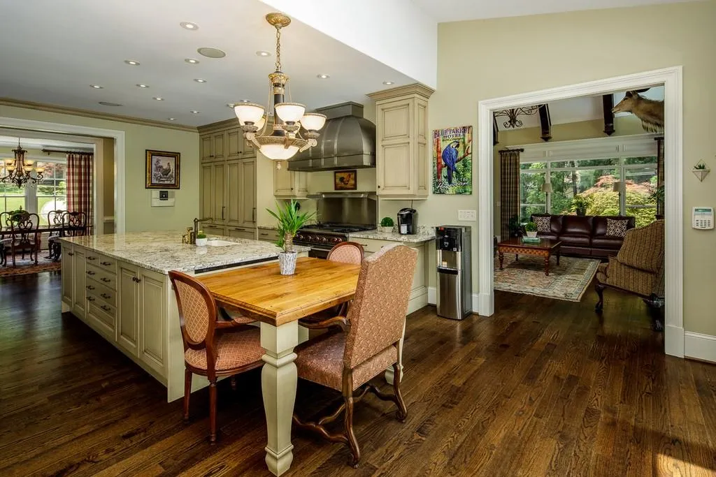 1766 Brandon Hall Drive, Sandy Springs, Georgia 30350, 5 Bedrooms Bedrooms, ,4 BathroomsBathrooms,Residential,Sold,1766 Brandon Hall Drive,6721665