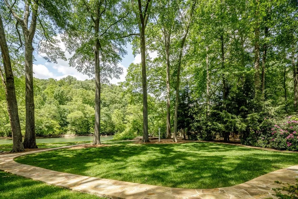 1766 Brandon Hall Drive, Sandy Springs, Georgia 30350, 5 Bedrooms Bedrooms, ,4 BathroomsBathrooms,Residential,Sold,1766 Brandon Hall Drive,6721665