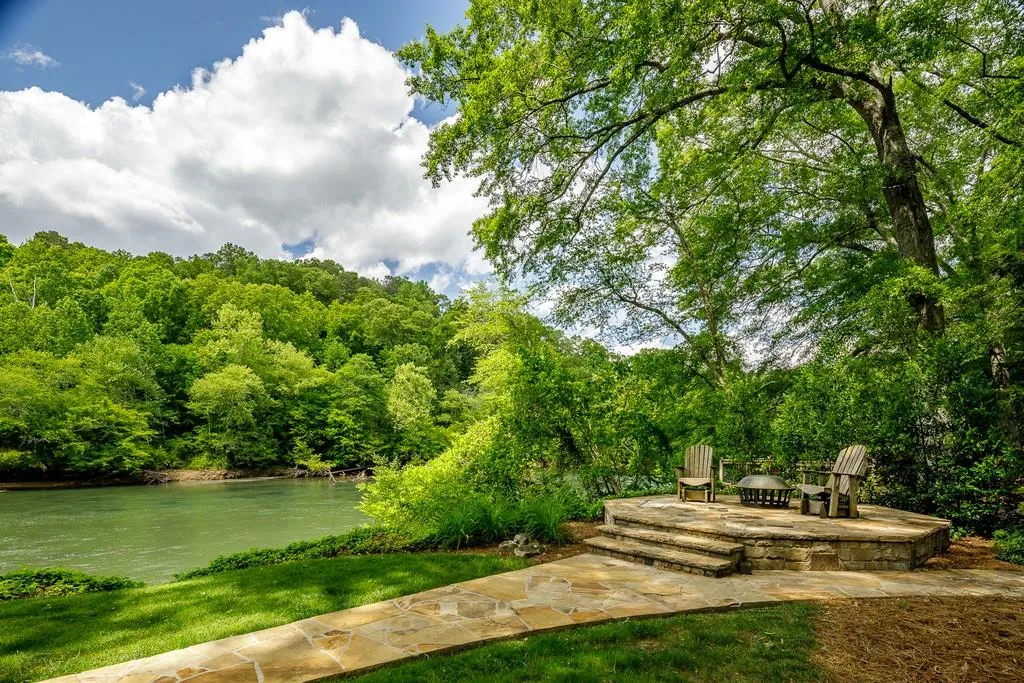 1766 Brandon Hall Drive, Sandy Springs, Georgia 30350, 5 Bedrooms Bedrooms, ,4 BathroomsBathrooms,Residential,Sold,1766 Brandon Hall Drive,6721665