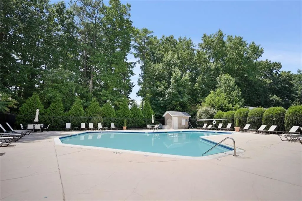 204 Brighton Point, Atlanta, Georgia 30328, 2 Bedrooms Bedrooms, ,2 BathroomsBathrooms,Residential,Sold,204 Brighton Point,6922035
