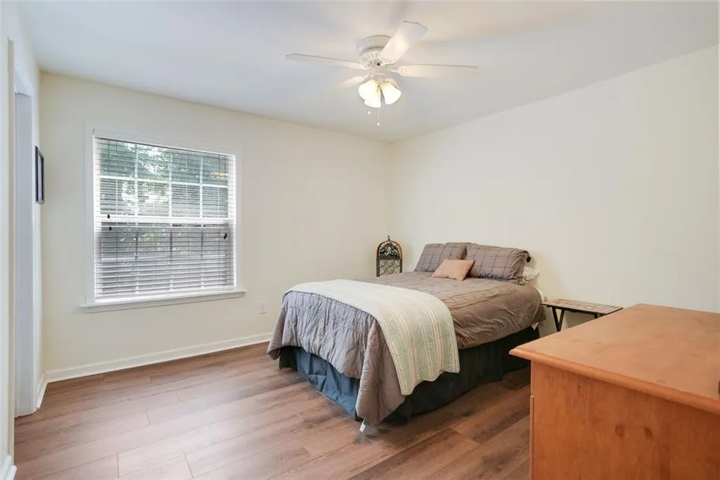 204 Brighton Point, Atlanta, Georgia 30328, 2 Bedrooms Bedrooms, ,2 BathroomsBathrooms,Residential,Sold,204 Brighton Point,6922035