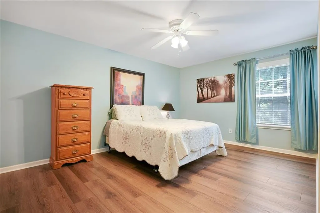 204 Brighton Point, Atlanta, Georgia 30328, 2 Bedrooms Bedrooms, ,2 BathroomsBathrooms,Residential,Sold,204 Brighton Point,6922035