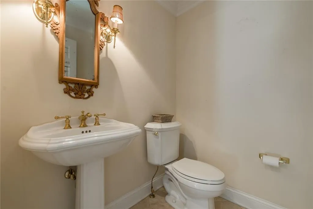 109 Brickstone Drive, Atlanta, Georgia 30339, 5 Bedrooms Bedrooms, ,3 BathroomsBathrooms,Residential,Sold,109 Brickstone Drive,6596866