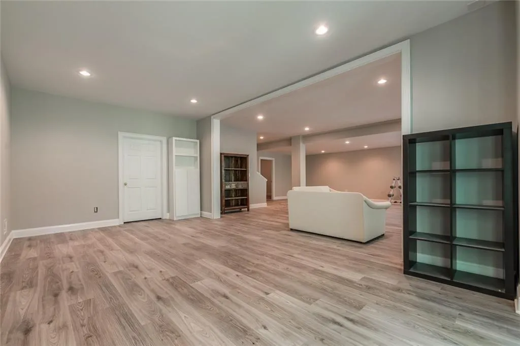 109 Brickstone Drive, Atlanta, Georgia 30339, 5 Bedrooms Bedrooms, ,3 BathroomsBathrooms,Residential,Sold,109 Brickstone Drive,6596866