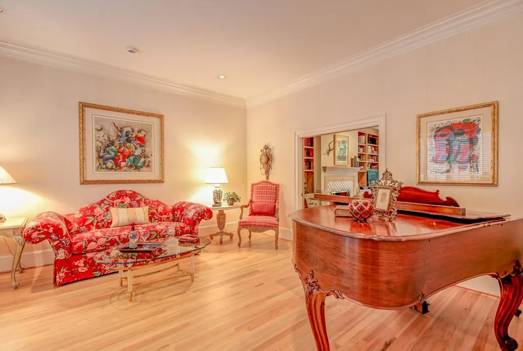 591 Coldstream Court, Sandy Springs, Georgia 30328, 5 Bedrooms Bedrooms, ,4 BathroomsBathrooms,Residential,Sold,591 Coldstream Court,5559647