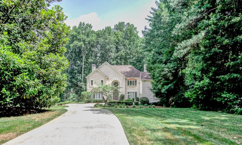 591 Coldstream Court, Sandy Springs, Georgia 30328, 5 Bedrooms Bedrooms, ,4 BathroomsBathrooms,Residential,Sold,591 Coldstream Court,5559647