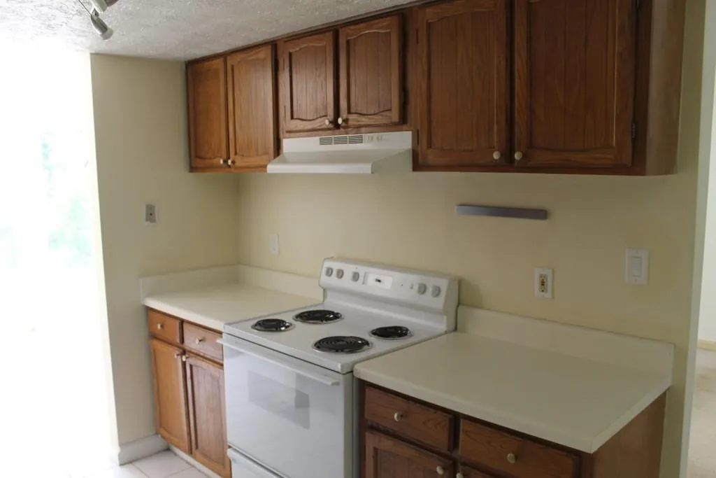 7750 Roswell Rd Road Unit 10a, Sandy Springs, Georgia 30350, 2 Bedrooms Bedrooms, ,1 BathroomBathrooms,Residential,Sold,7750 Roswell Rd Road Unit 10a,6869443