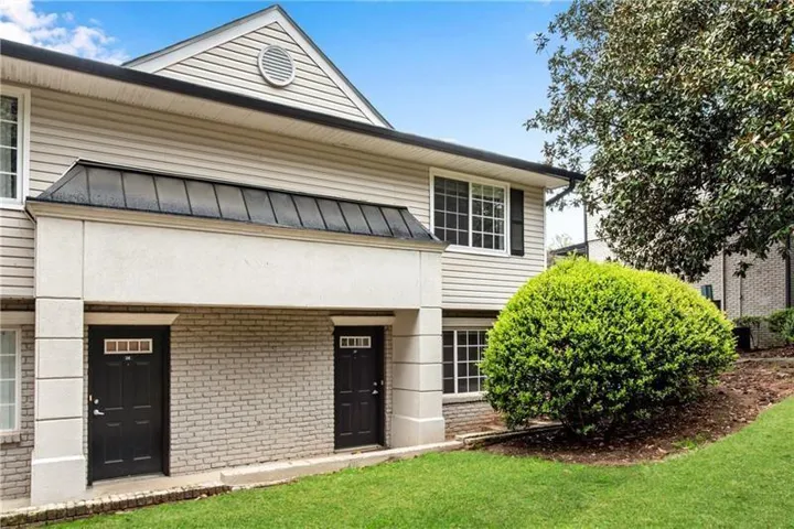 6940 Roswell Road Unit F2, Sandy Springs, Georgia 30328