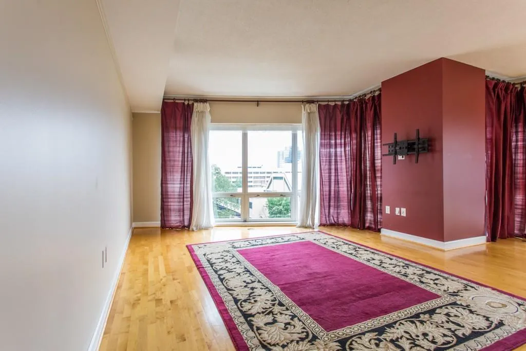 3475 Oak Valley Road Ne Unit 520, Atlanta, Georgia 30326, 2 Bedrooms Bedrooms, ,2 BathroomsBathrooms,Residential,Sold,3475 Oak Valley Road Ne Unit 520,5789616