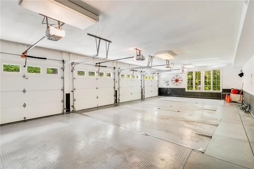 1245 W Garmon Road, Atlanta, Georgia 30327, 7 Bedrooms Bedrooms, ,7 BathroomsBathrooms,Residential,Sold,1245 W Garmon Road,7043810