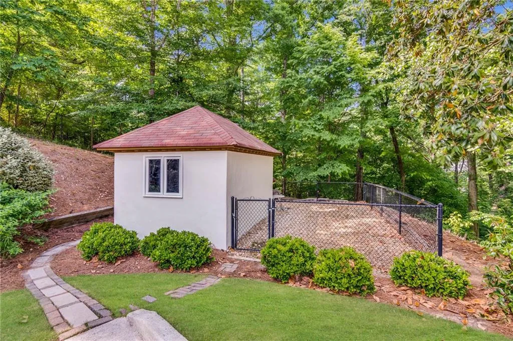 1245 W Garmon Road, Atlanta, Georgia 30327, 7 Bedrooms Bedrooms, ,7 BathroomsBathrooms,Residential,Sold,1245 W Garmon Road,7043810