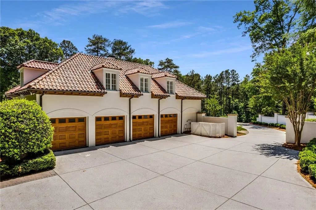 1245 W Garmon Road, Atlanta, Georgia 30327, 7 Bedrooms Bedrooms, ,7 BathroomsBathrooms,Residential,Sold,1245 W Garmon Road,7043810