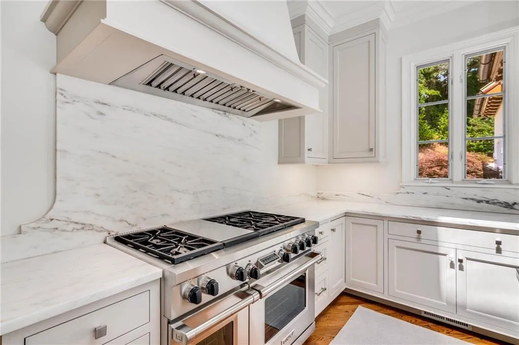 1245 W Garmon Road, Atlanta, Georgia 30327, 7 Bedrooms Bedrooms, ,7 BathroomsBathrooms,Residential,Sold,1245 W Garmon Road,7043810