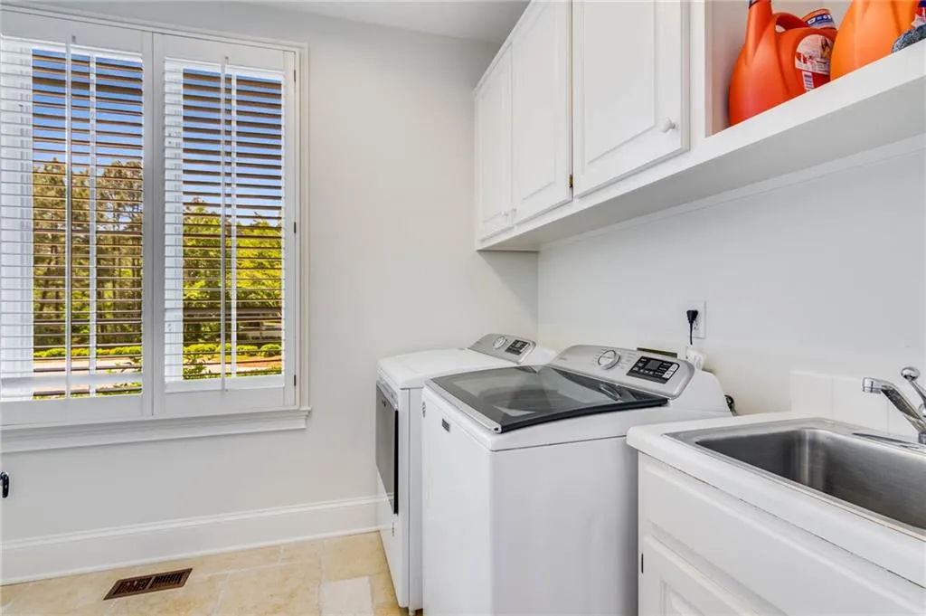 1245 W Garmon Road, Atlanta, Georgia 30327, 7 Bedrooms Bedrooms, ,7 BathroomsBathrooms,Residential,Sold,1245 W Garmon Road,7043810