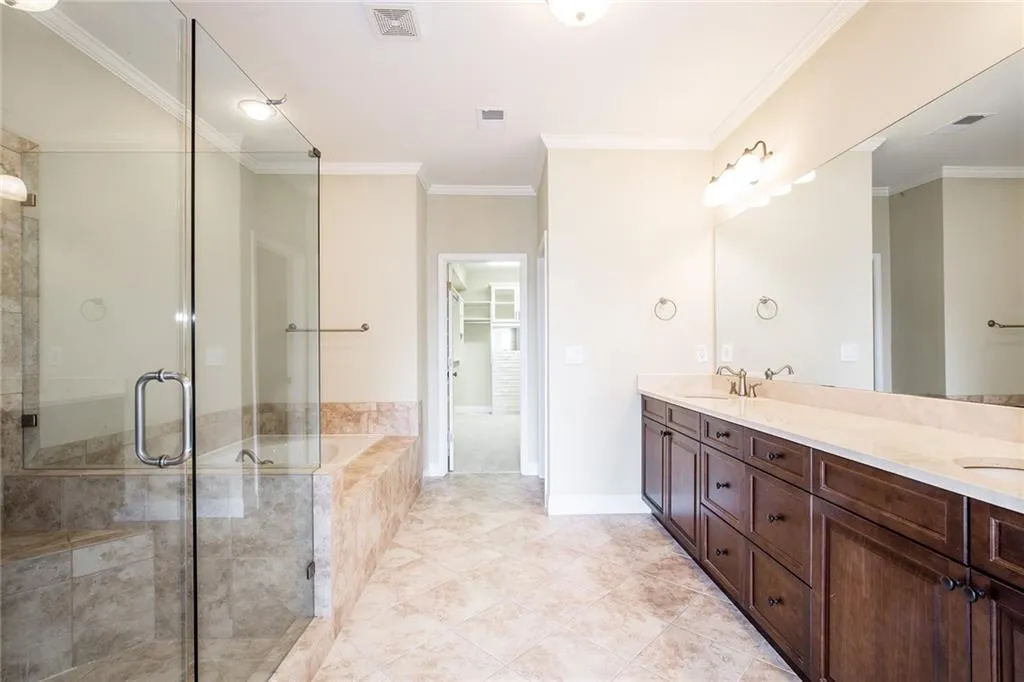 657 Lockton Place, Sandy Springs, Georgia 30342, 3 Bedrooms Bedrooms, ,3 BathroomsBathrooms,Residential,Sold,657 Lockton Place,6893973