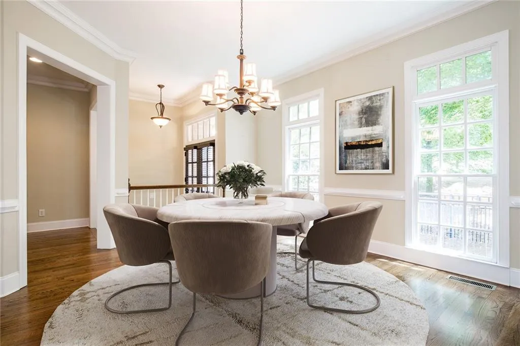 657 Lockton Place, Sandy Springs, Georgia 30342, 3 Bedrooms Bedrooms, ,3 BathroomsBathrooms,Residential,Sold,657 Lockton Place,6893973