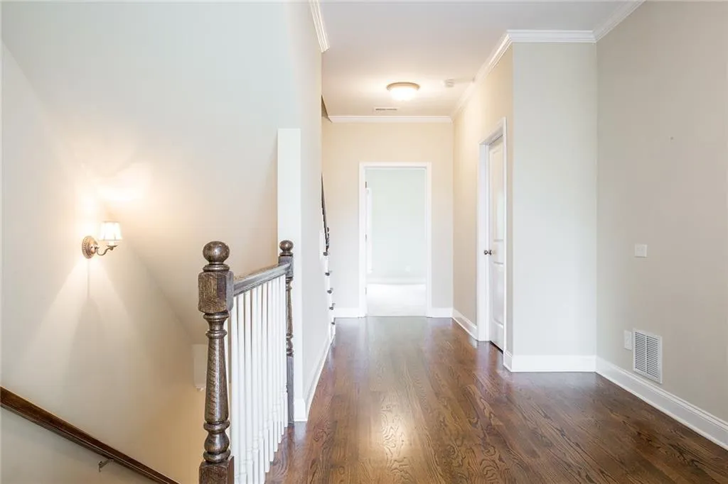 657 Lockton Place, Sandy Springs, Georgia 30342, 3 Bedrooms Bedrooms, ,3 BathroomsBathrooms,Residential,Sold,657 Lockton Place,6893973