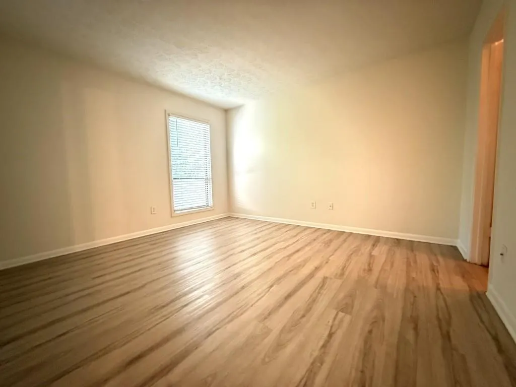 5153 Roswell Road Unit 2, Atlanta, Georgia 30342, 1 Bedroom Bedrooms, 0 ,1 BathroomBathrooms,Residential,For Sale,5153 Roswell Road Unit 2,7831665