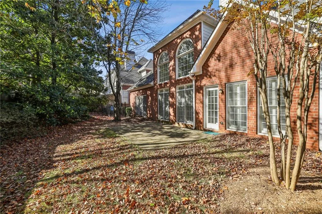 900 Lancaster Way, Atlanta, Georgia 30328, 4 Bedrooms Bedrooms, ,2 BathroomsBathrooms,Residential,For Sale,900 Lancaster Way,7680912