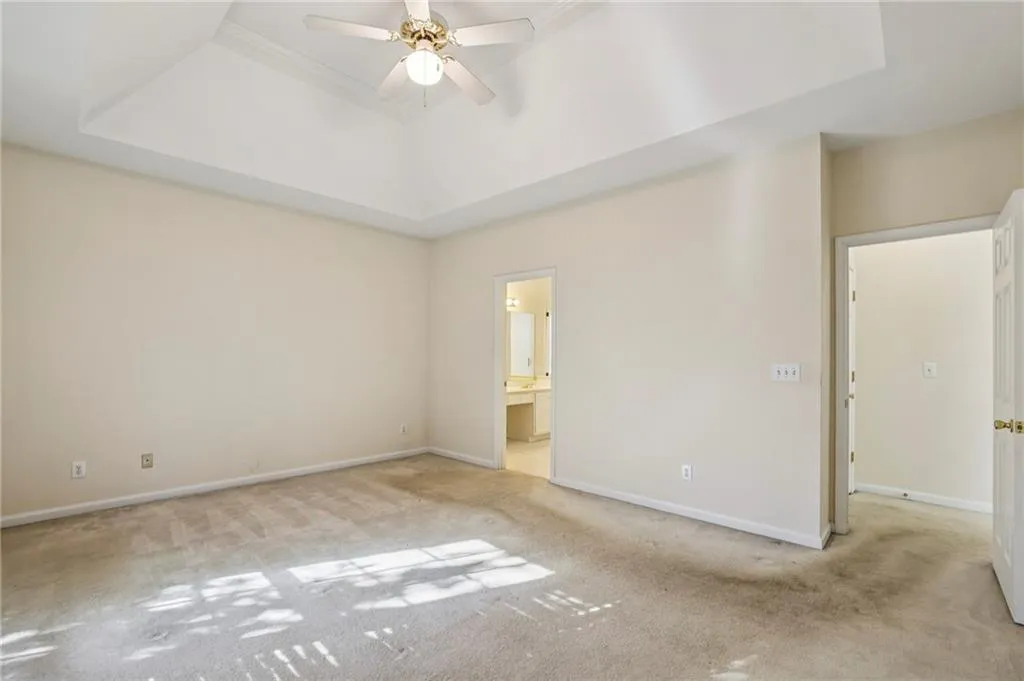 900 Lancaster Way, Atlanta, Georgia 30328, 4 Bedrooms Bedrooms, ,2 BathroomsBathrooms,Residential,For Sale,900 Lancaster Way,7680912