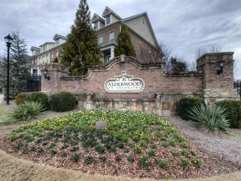 463 Alderwood Street, Atlanta, Georgia 30328, 3 Bedrooms Bedrooms, ,3 BathroomsBathrooms,Residential,Sold,463 Alderwood Street,6905349