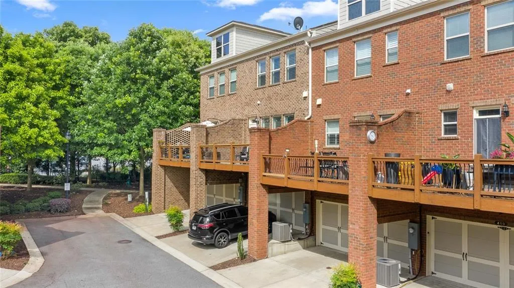 463 Alderwood Street, Atlanta, Georgia 30328, 3 Bedrooms Bedrooms, ,3 BathroomsBathrooms,Residential,Sold,463 Alderwood Street,6905349