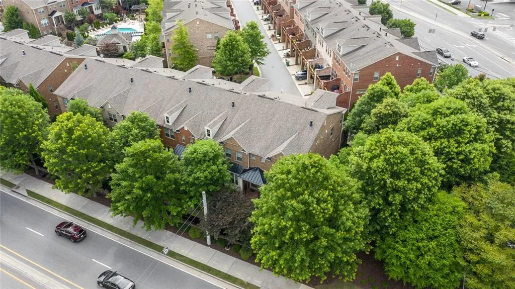 463 Alderwood Street, Atlanta, Georgia 30328, 3 Bedrooms Bedrooms, ,3 BathroomsBathrooms,Residential,Sold,463 Alderwood Street,6905349