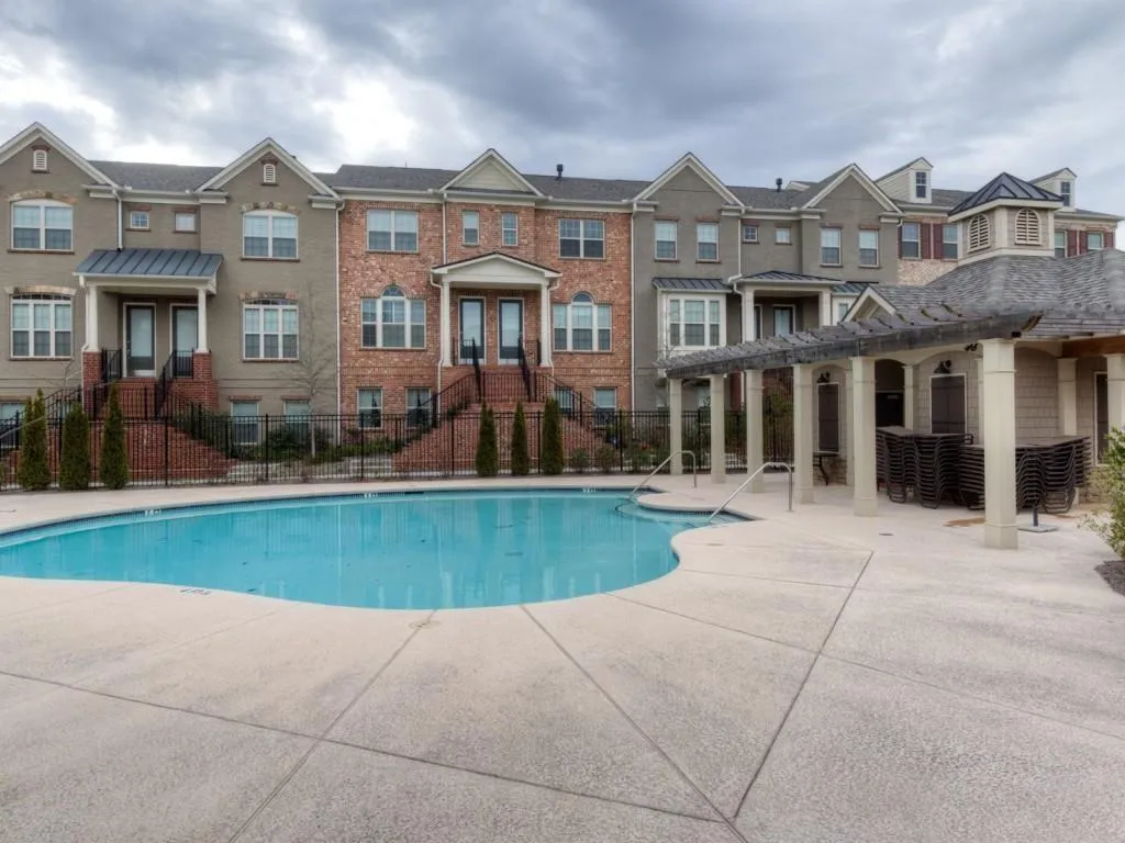 463 Alderwood Street, Atlanta, Georgia 30328, 3 Bedrooms Bedrooms, ,3 BathroomsBathrooms,Residential,Sold,463 Alderwood Street,6905349