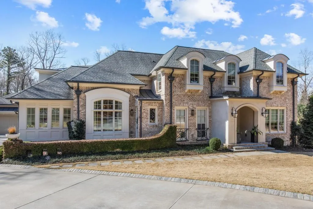 1624 Chevron Way, Sandy Springs, Georgia 30350, 6 Bedrooms Bedrooms, ,6 BathroomsBathrooms,Residential,Sold,1624 Chevron Way,6853037