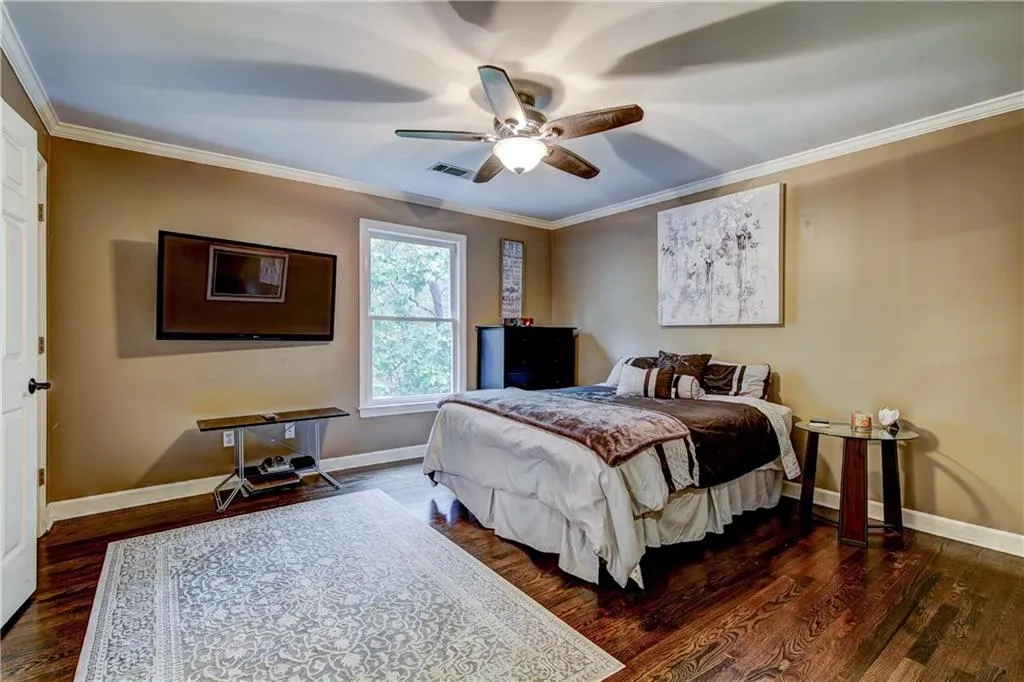 8440 Valemont Drive, Sandy Springs, Georgia 30350, 5 Bedrooms Bedrooms, ,4 BathroomsBathrooms,Residential,Sold,8440 Valemont Drive,6097381