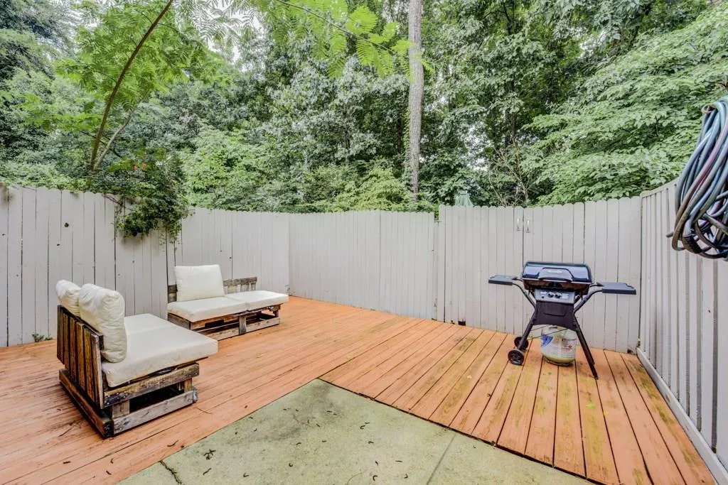 7750 Roswell Road Unit 6c, Atlanta, Georgia 30350, 3 Bedrooms Bedrooms, ,2 BathroomsBathrooms,Residential,Sold,7750 Roswell Road Unit 6c,6042251