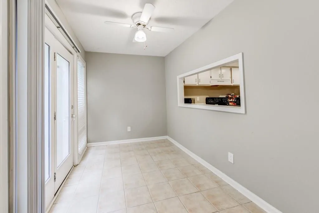 7750 Roswell Road Unit 6c, Atlanta, Georgia 30350, 3 Bedrooms Bedrooms, ,2 BathroomsBathrooms,Residential,Sold,7750 Roswell Road Unit 6c,6042251