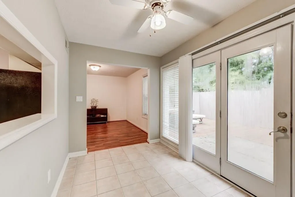 7750 Roswell Road Unit 6c, Atlanta, Georgia 30350, 3 Bedrooms Bedrooms, ,2 BathroomsBathrooms,Residential,Sold,7750 Roswell Road Unit 6c,6042251