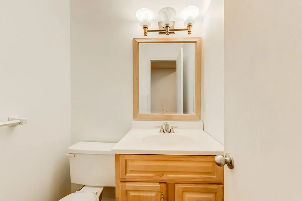 7750 Roswell Road Unit 6c, Atlanta, Georgia 30350, 3 Bedrooms Bedrooms, ,2 BathroomsBathrooms,Residential,Sold,7750 Roswell Road Unit 6c,6042251