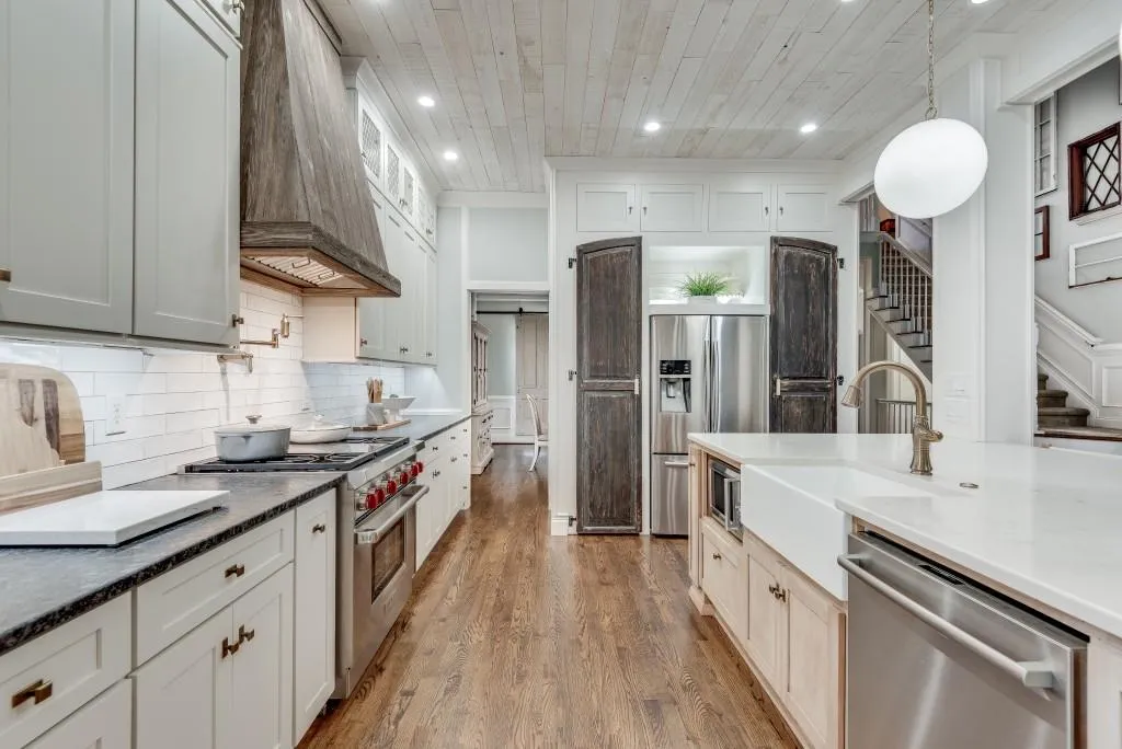 590 Wembley Circle, Atlanta, Georgia 30328, 5 Bedrooms Bedrooms, ,4 BathroomsBathrooms,Residential,Sold,590 Wembley Circle,7447825 590 Wembley Circle, Atlanta, Georgia 30328, 5 Bedrooms Bedrooms, ,4 BathroomsBathrooms,Residential,Sold,590 Wembley Circle,7447825