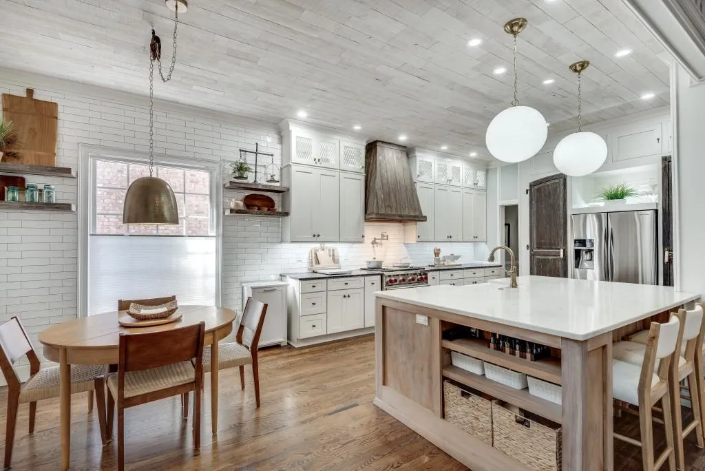 590 Wembley Circle, Atlanta, Georgia 30328, 5 Bedrooms Bedrooms, ,4 BathroomsBathrooms,Residential,Sold,590 Wembley Circle,7447825 590 Wembley Circle, Atlanta, Georgia 30328, 5 Bedrooms Bedrooms, ,4 BathroomsBathrooms,Residential,Sold,590 Wembley Circle,7447825