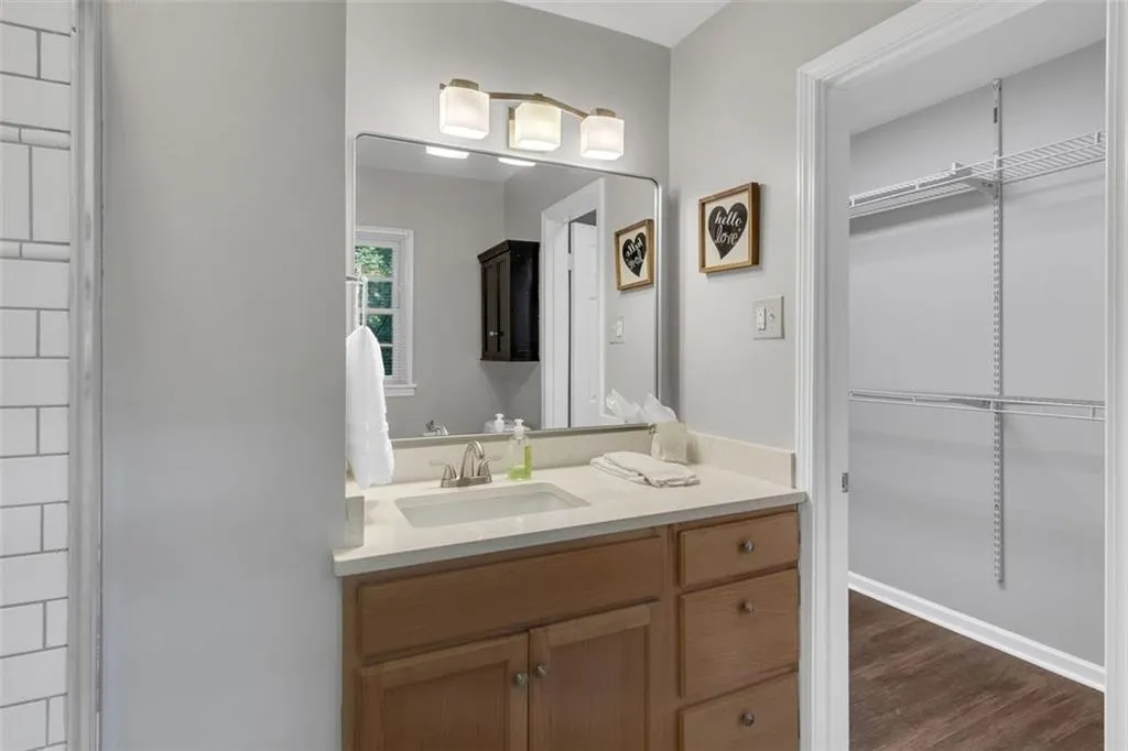 2994 Baker Ridge Drive Nw, Atlanta, Georgia 30318, 4 Bedrooms Bedrooms, ,2 BathroomsBathrooms,Residential,For Sale,2994 Baker Ridge Drive Nw,7605774
