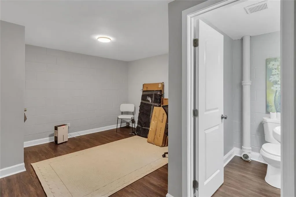 2994 Baker Ridge Drive Nw, Atlanta, Georgia 30318, 4 Bedrooms Bedrooms, ,2 BathroomsBathrooms,Residential,For Sale,2994 Baker Ridge Drive Nw,7605774