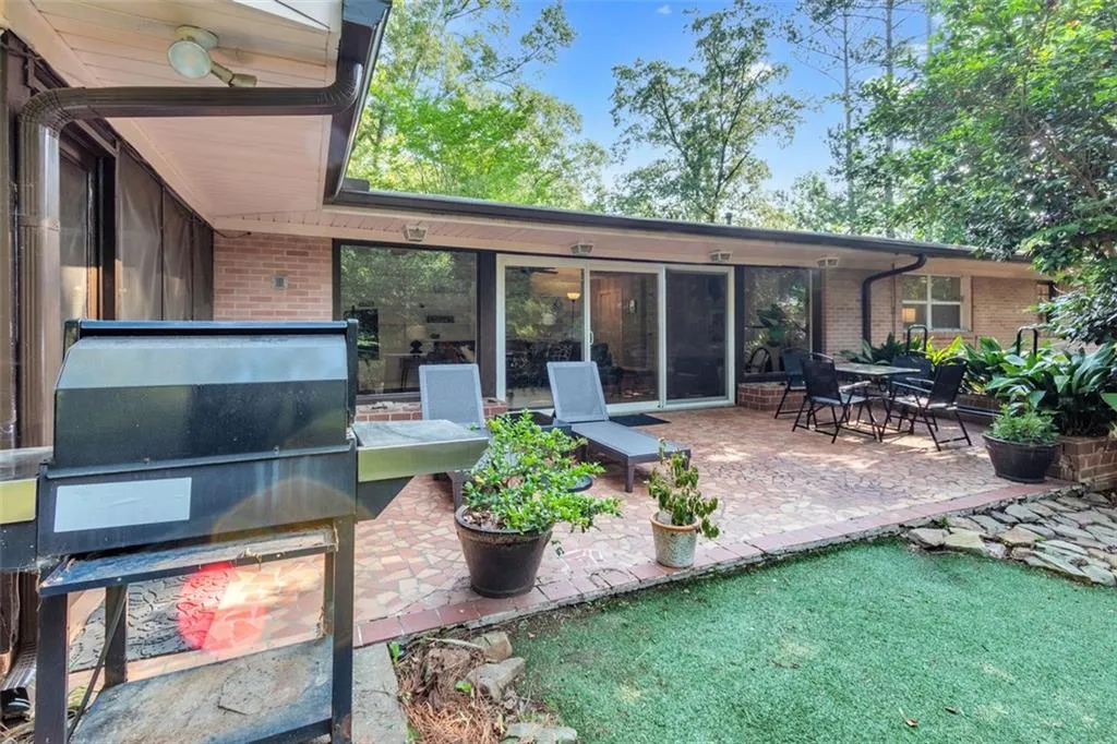 2994 Baker Ridge Drive Nw, Atlanta, Georgia 30318, 4 Bedrooms Bedrooms, ,2 BathroomsBathrooms,Residential,For Sale,2994 Baker Ridge Drive Nw,7605774