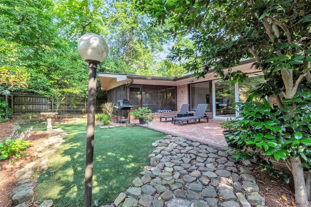 2994 Baker Ridge Drive Nw, Atlanta, Georgia 30318, 4 Bedrooms Bedrooms, ,2 BathroomsBathrooms,Residential,For Sale,2994 Baker Ridge Drive Nw,7605774