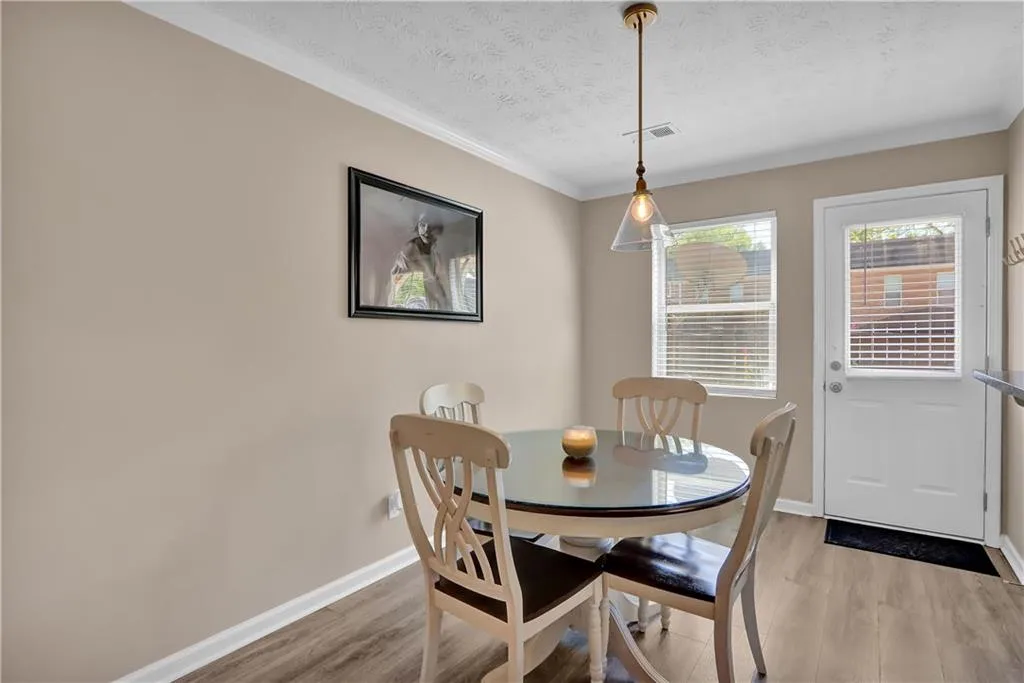 205 Winding River Drive Unit F, Sandy Springs, Georgia 30350, 2 Bedrooms Bedrooms, ,2 BathroomsBathrooms,Residential,Sold,205 Winding River Drive Unit F,7204669 205 Winding River Drive Unit F, Sandy Springs, Georgia 30350, 2 Bedrooms Bedrooms, ,2 BathroomsBathrooms,Residential,Sold,205 Winding River Drive Unit F,7204669