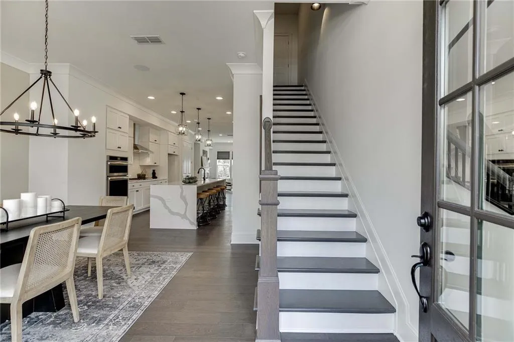 6836 Crescendo Court Unit 219, Sandy Springs, Georgia 30328, 3 Bedrooms Bedrooms, ,3 BathroomsBathrooms,Residential,Sold,6836 Crescendo Court Unit 219,7116213