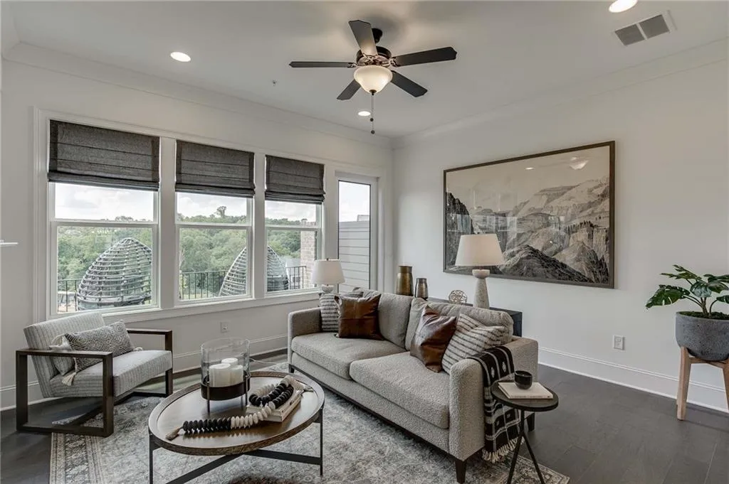 6836 Crescendo Court Unit 219, Sandy Springs, Georgia 30328, 3 Bedrooms Bedrooms, ,3 BathroomsBathrooms,Residential,Sold,6836 Crescendo Court Unit 219,7116213