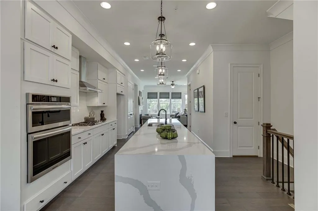 6836 Crescendo Court Unit 219, Sandy Springs, Georgia 30328, 3 Bedrooms Bedrooms, ,3 BathroomsBathrooms,Residential,Sold,6836 Crescendo Court Unit 219,7116213