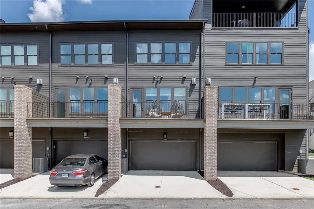 6836 Crescendo Court Unit 219, Sandy Springs, Georgia 30328, 3 Bedrooms Bedrooms, ,3 BathroomsBathrooms,Residential,Sold,6836 Crescendo Court Unit 219,7116213